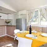 Mobile Homes-slanica Murter