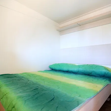 Mobile Homes-slanica Μούρτερ