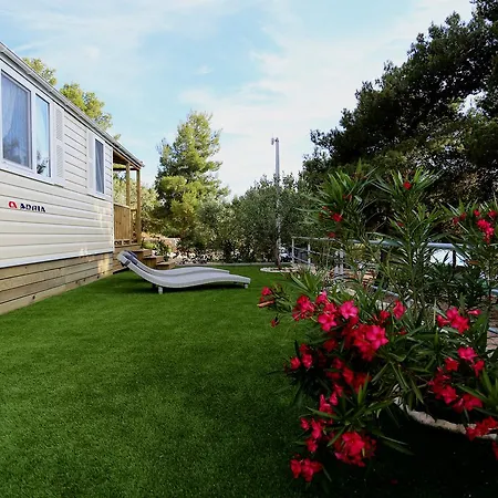 Nyaraló Mobile Homes-slanica