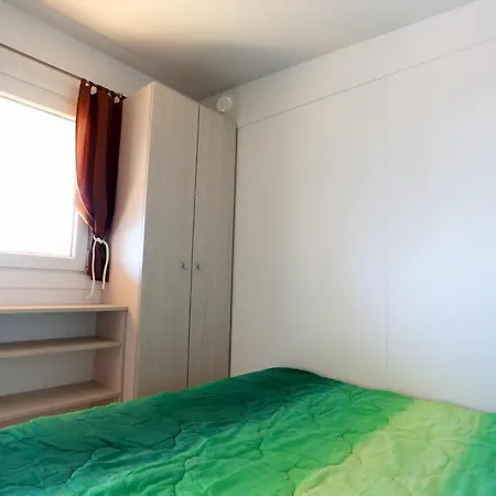 Mobile Homes-slanica Nyaraló *