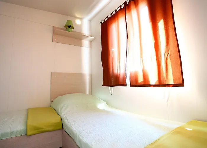 Mobile Homes-slanica Murter