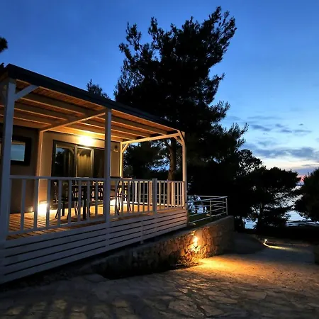 Mobile Homes-slanica * Murter