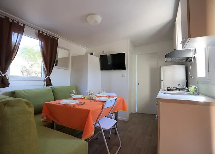 Mobile Homes-slanica Semesterbostad Murter