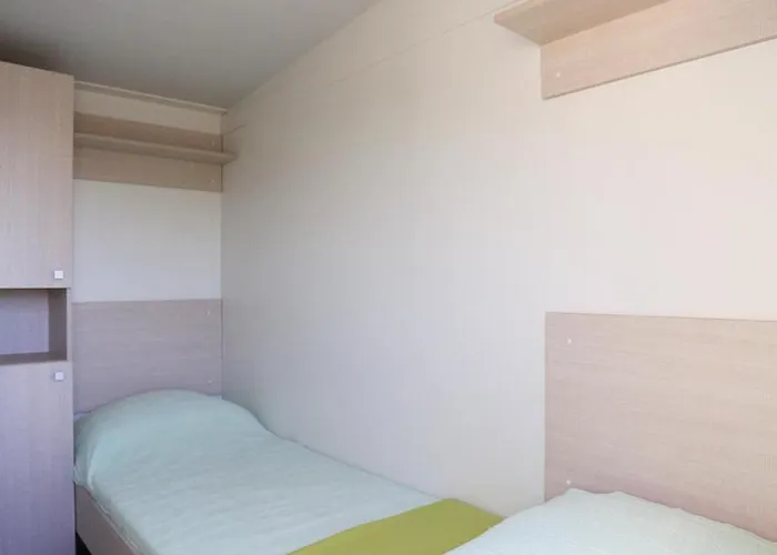 Mobile Homes-slanica